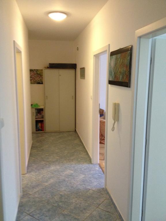 Apartman Sportovni Apartment Trebon Bilik gambar